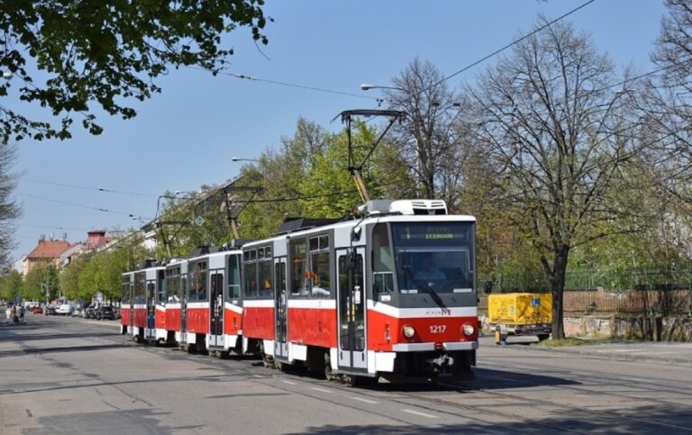 Prague to Give Kharkiv 20 Trams