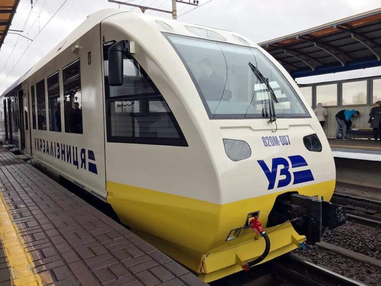 Ukrainian Railways Launches Train to Liberated Balakliia