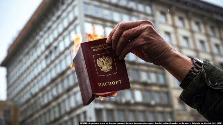 State Officials to Be Held Criminally Liable for Obtaining Russian Passports