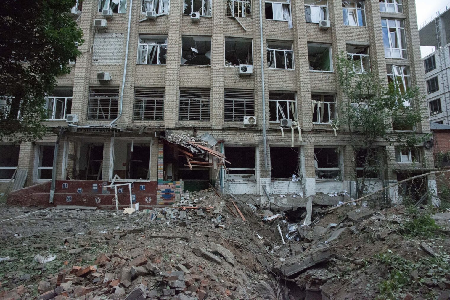 Russian Army Destroyed A High-rise Building In Kharkiv City Center — Photo