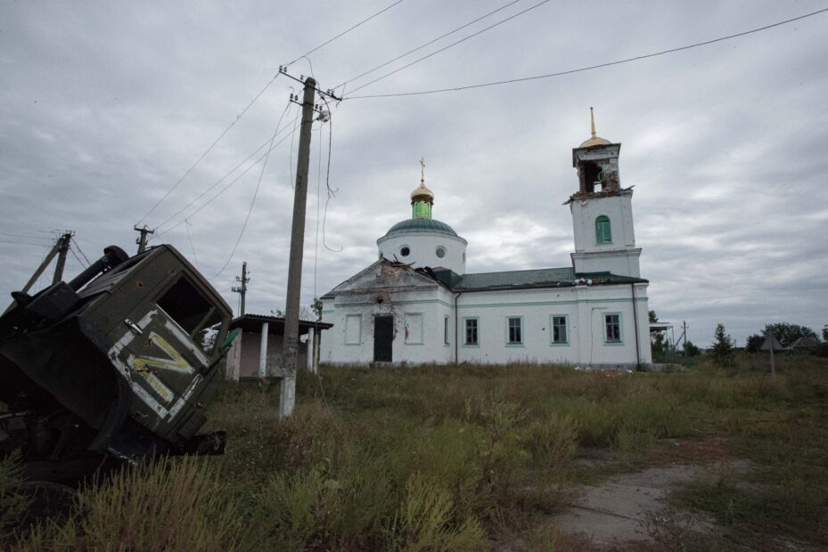 зображення до посту: Destroyed Houses and Scattered Landmines: Hrakove Village After Deoccupation – Photo