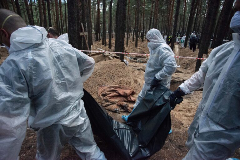 Exhumation Continues in Izium – Photo