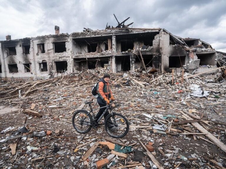 Світовий банк оцінив збитки України внаслідок війни у $350 мільярдів 