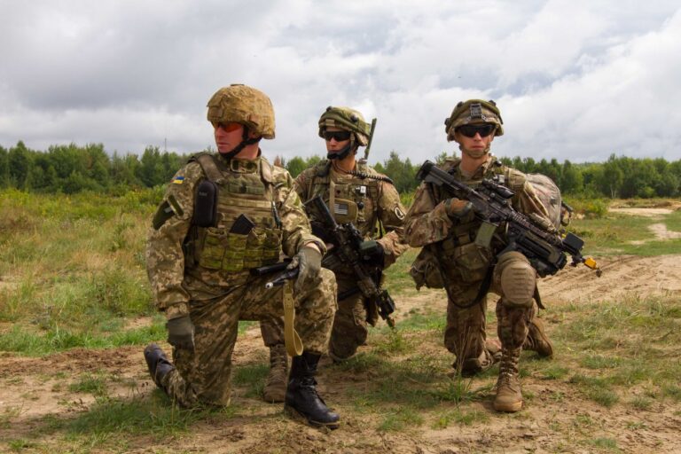 ЄС оголосив про виділення ще €500 мільйонів військової допомоги для України