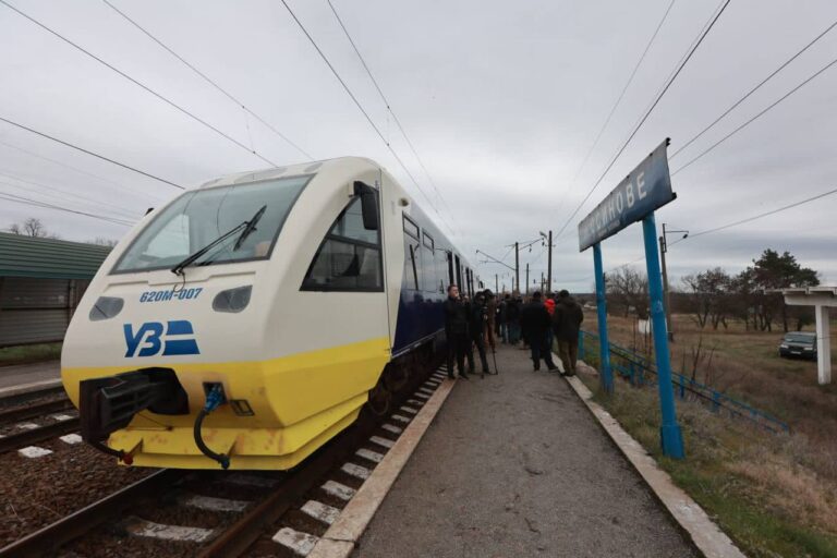 Укрзалізниця запустила сполучення з деокупованим Куп’янськом