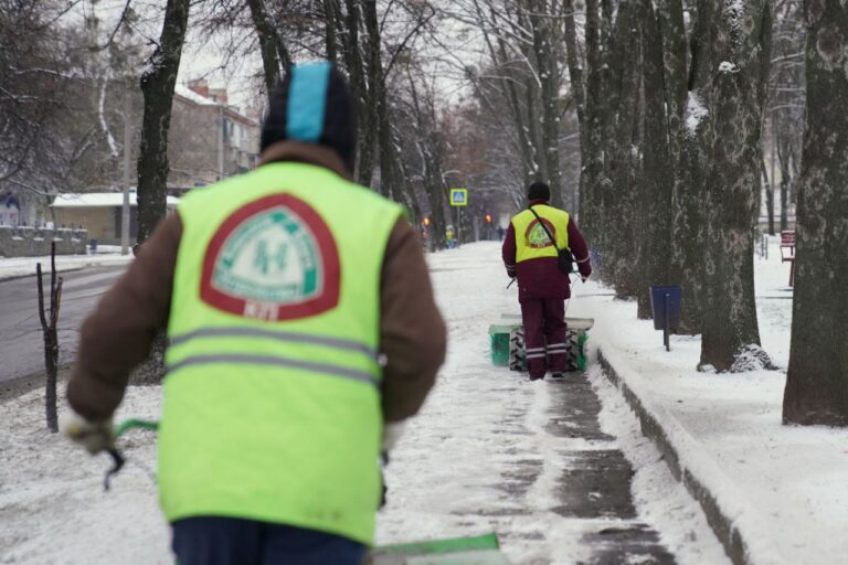 Сніг та ожеледиця: синоптики прогнозують погіршення погоди на Харківщині