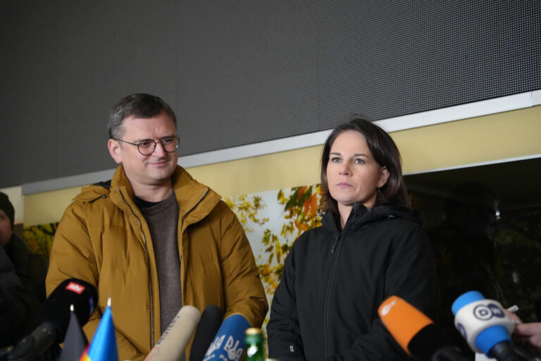 Кулеба після обстрілу Харкова закликав партнерів надати України системи Patriot