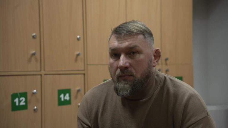Футбольний тренер у Харкові став волонтером та почав допомагати харківʼянам