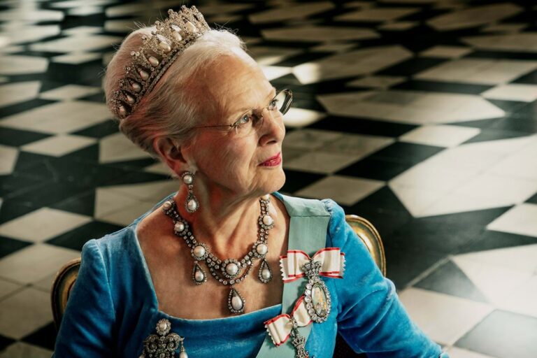 Королева Данії відмовилася бути патроном Премії Андерсена через росіянку в журі