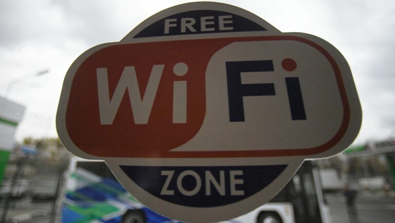 У Харкові з’явилися безоплатні Wi-Fi-зони: де знайти