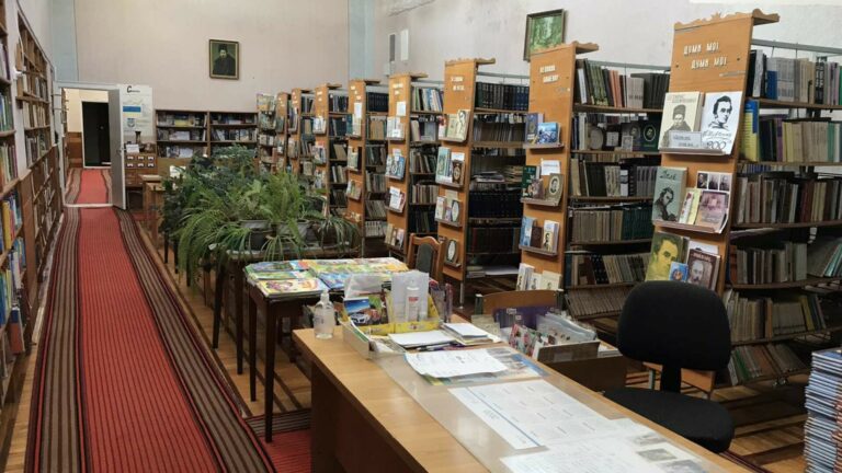 savED і БараБука збирають кошти на відновлення шкільних бібліотек