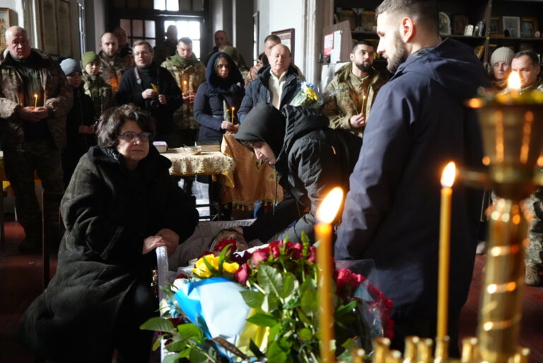 Kharkiv Funeral: Ukrainians Pay Tribute to Fallen Defender Hennadii Kovshyk