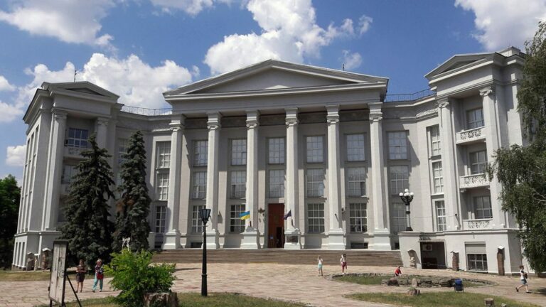 12 провідних музеїв України розпочали тестування прототипу електронної системи реєстру