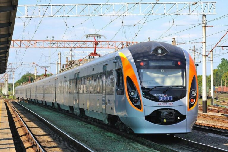 Укрзалізниця запустить нічний потяг Інтерсіті+ між Києвом та Харковом