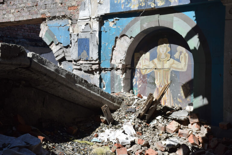 Понад 40% навчальних закладів пошкоджено або зруйновано на Харківщині
