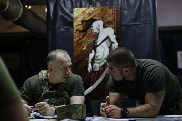 Російські штурмові загони із в’язнів щодня роблять спроби прорвати оборони ЗСУ та захопити Куп’янськ — Сирський