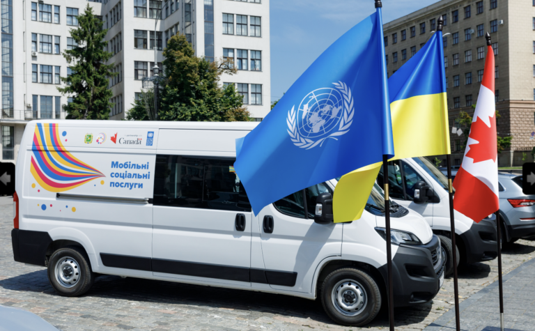 Дві громади Харківщини отримали спецтранспорт від ООН