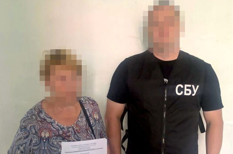 Впроваджувала стандарти освіти РФ: СБУ затримала псевдодиректорку Колодязненського ліцею