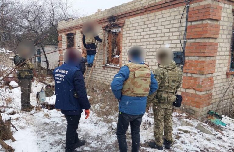 SSU Identified a Russian Soldier Who Was Shooting at Kharkiv Oblast Houses at Point-Blank Range 