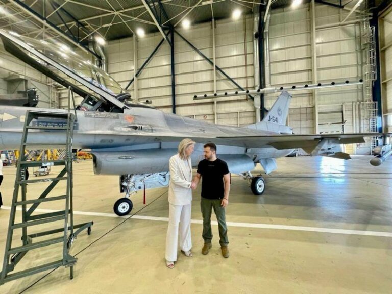 Guardian: Ukrainian military to start flying F-16s this summer, expects jets to help protect Kharkiv