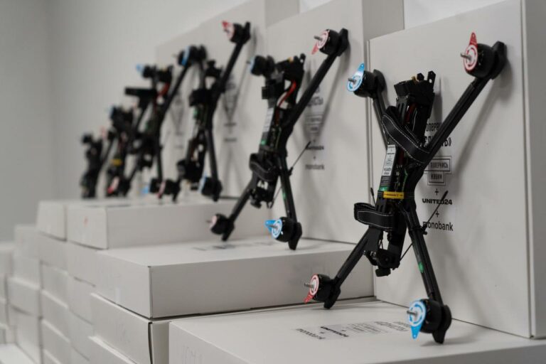 ЗСУ отримали перші 3 тисячі FPV-дронів від операції «Єдність»