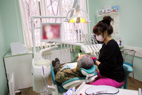 На Харківщині майже тисяча військових отримала безплатні стоматологічні послуги
