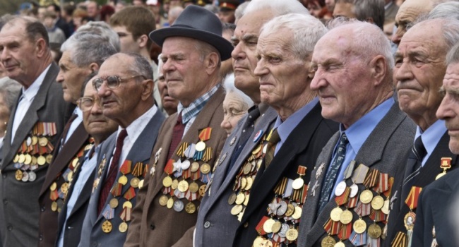 Фейк. Україна скасовує підтримку ветеранів Другої світової війни