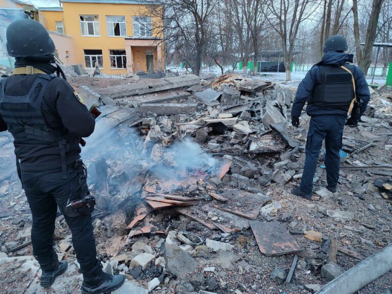 Щонайменше шестеро людей постраждали на Харківщині через російські обстріли