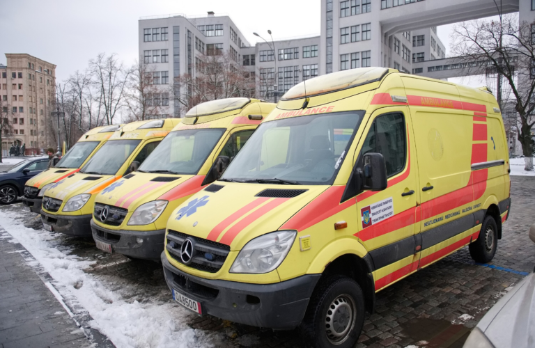 Kharkiv Oblast Military Received Four Ambulances From Latvia and Volunteers