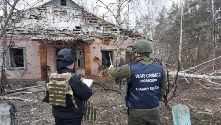 На Харківщині показали наслідки російських обстрілів у селі Слобожанське