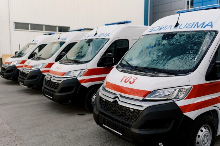 Hospitals in Kharkiv Oblast Received Ambulances From UNITED24