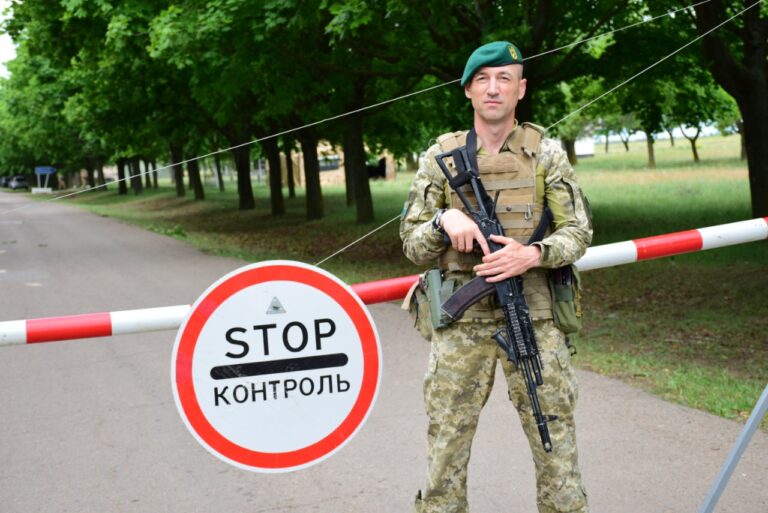 На Харківщині видали майже 7 тисяч дозволів на перетин кордону