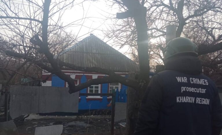 Пошкоджені будинки та склад: правоохоронці показали наслідки обстрілів Великого Бурлука