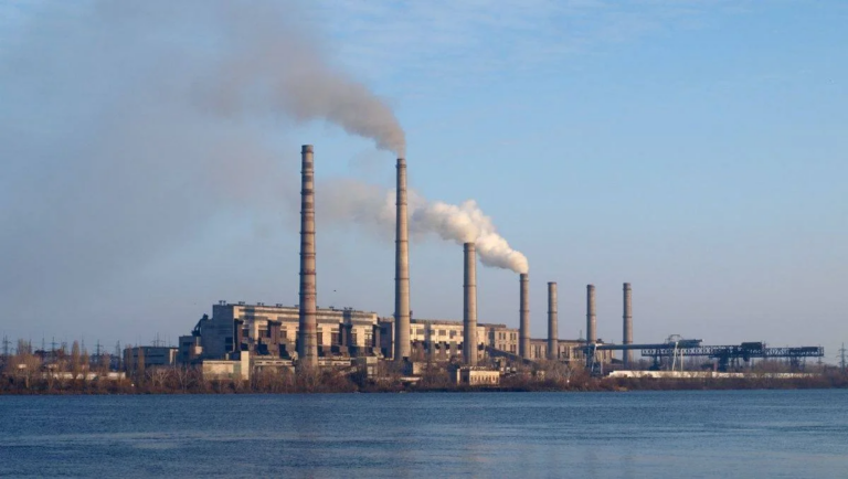 Російські ракетні удари зруйнували одну з найбільших теплових електростанцій на Харківщині – ISW