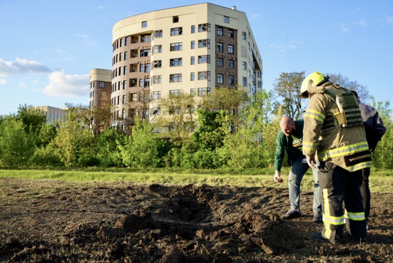 Official: Russian military shells 18 communities in Kharkiv region, injures 2
