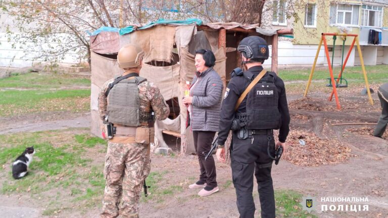 Police evacuated 4 people from under Russian shelling in Kharkiv region over past day