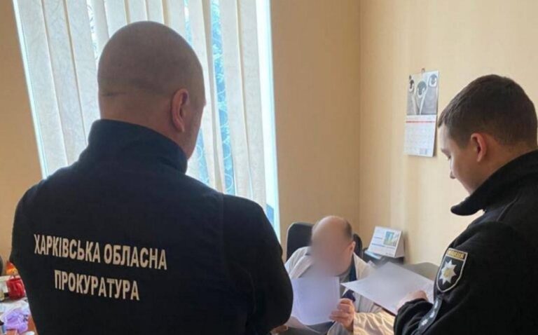 Допомагав ухилятися від призову: судитимуть завідувача відділення лікарні в Харкові