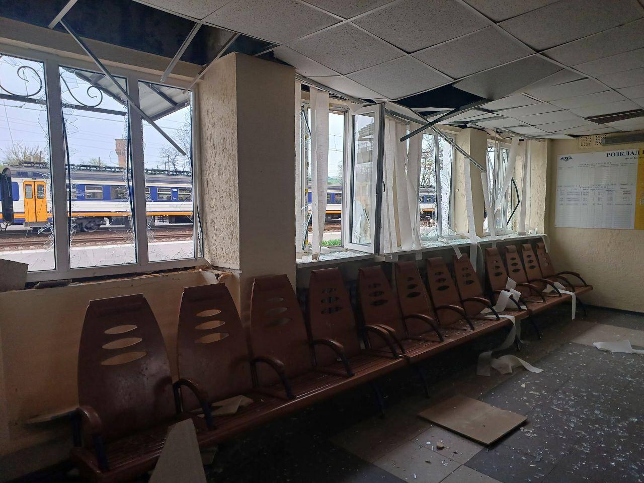 Russia shelled a railway station in Balakliia, Kharkiv Oblast, injuring 10 / Photo: Kharkiv Region Military Administration