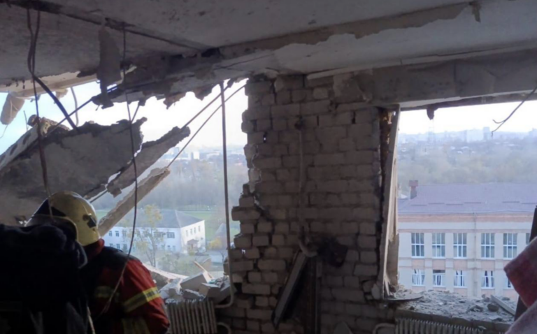 Росіяни обстріляли Харків: є загиблі та поранені, частково знеструмлено місто