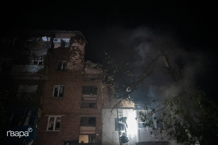 За добу в Харкові та області 6 людей загинуло та близько 30 людей постраждали через російський обстріл