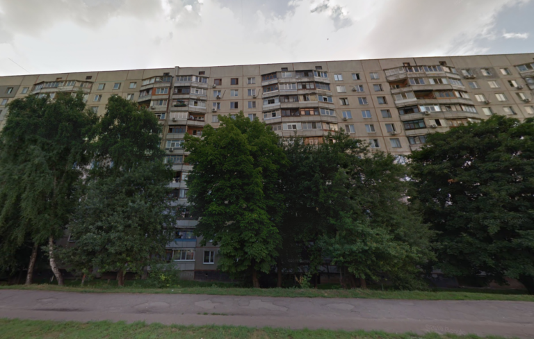 У Харкові без тендеру обрали підрядника на ремонт житлового будинку на Салтівці за 1 млн грн