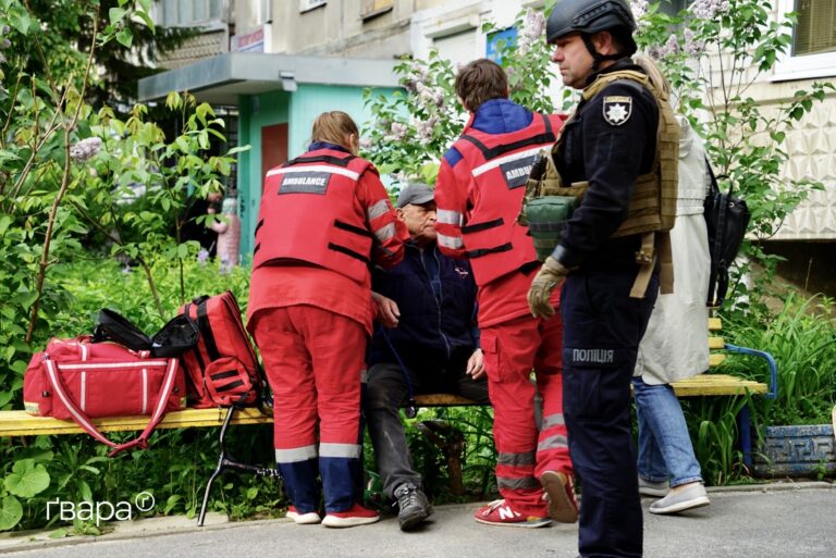 Серія російських обстрілів у Харкові: поранено понад 20 людей