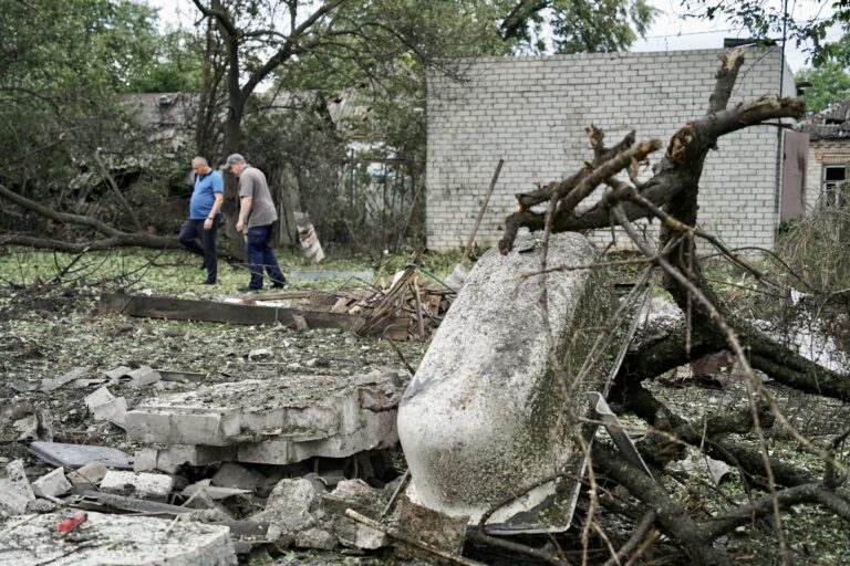 Governor: Russian attacks injure 10 people in Kharkiv Oblast over past day, including 2 children