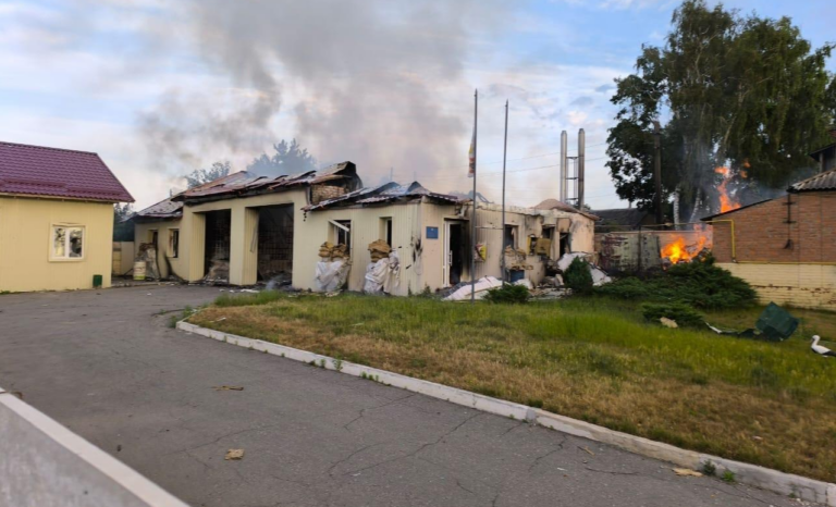 Армія РФ обстріляла пожежну частину на Харківщині