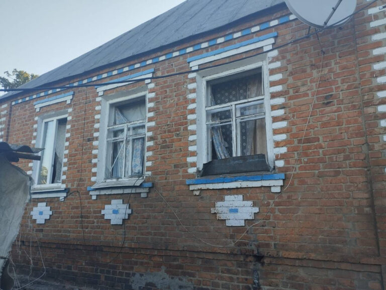 У селі на Харківщині російські обстріли знищили Starlink, який забезпечував зв’язок для мешканців