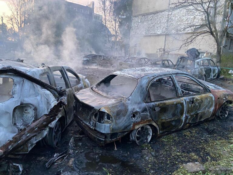 Армія РФ обстріляла центр Чугуєва: відомо про 9 постраждалих