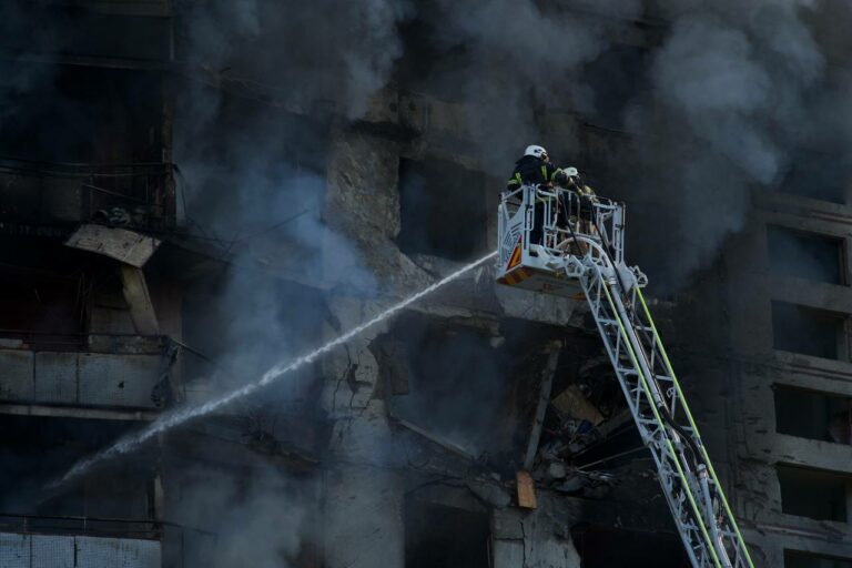 In photos: Russians dropped 6 glide bombs on Kharkiv, kill 1, injure 43, including 3 children 