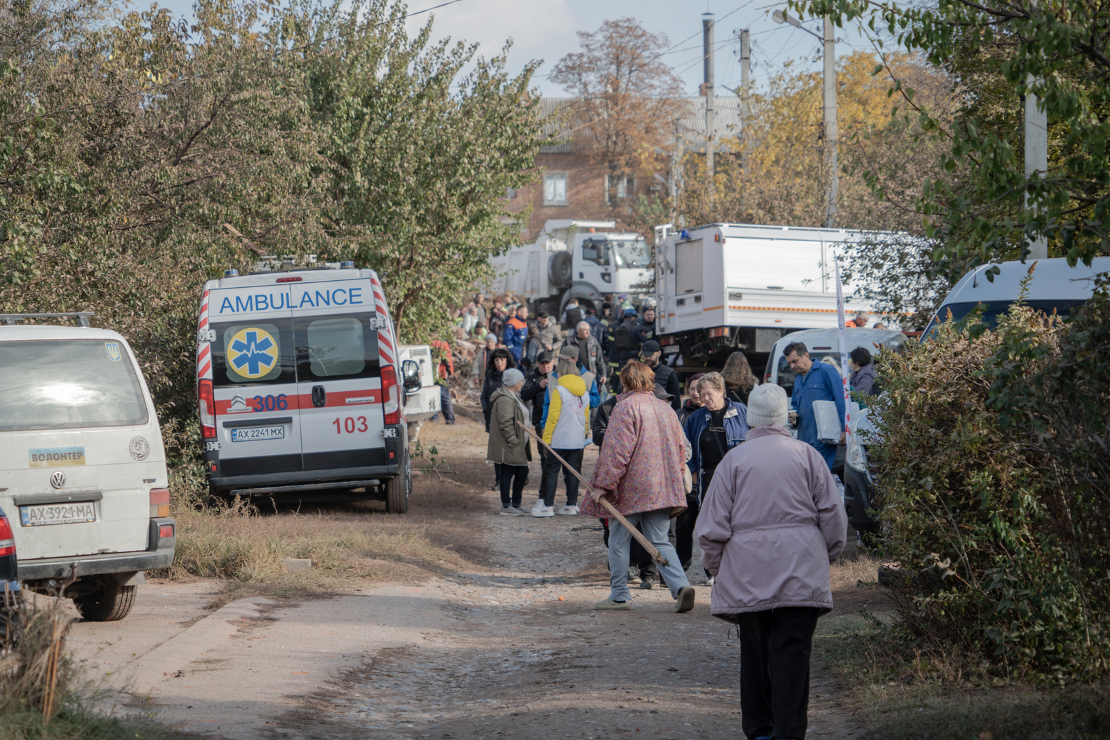 Aftermath of the Russian attack on the Osnovianskyi district of Kharkiv on October 29, 2024 / Photo: Liza Bykova, Gwara Media