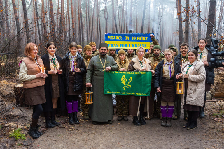 Харківським гвардійцям передали Вифлеємський вогонь миру