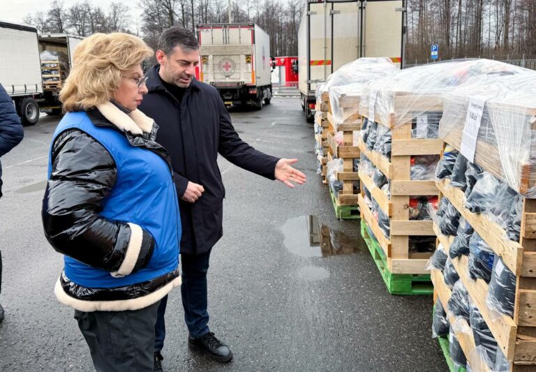 Україна передала 1500 посилок, а також листів військовополоненим, яких утримують в РФ